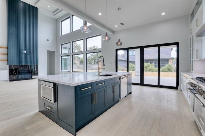 Photos — Glenmeadow Dr, Houston, Texas